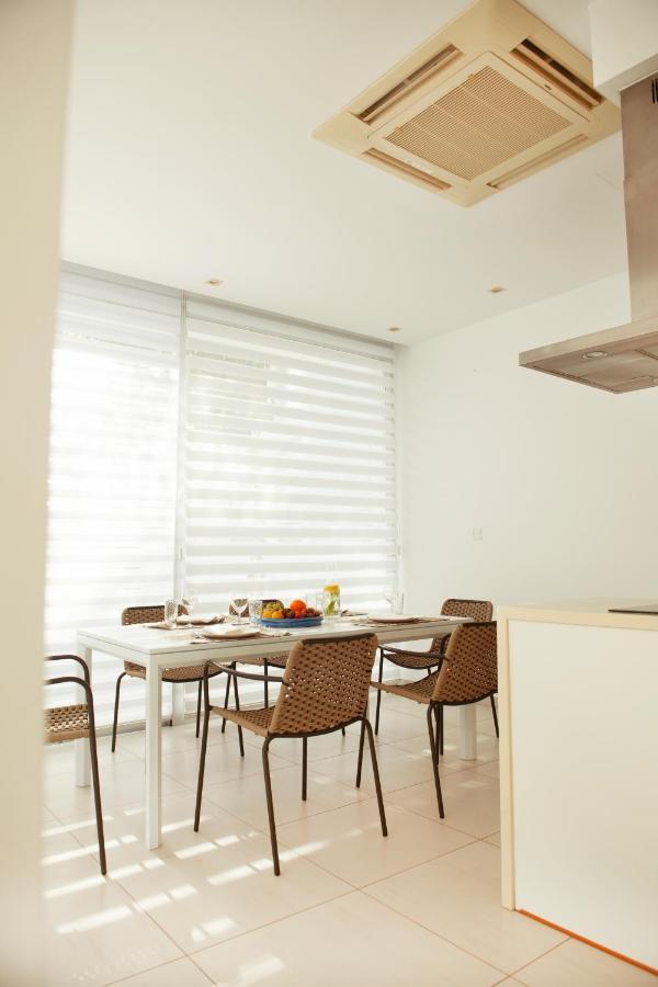 Touch Blue Residences Larnaca Luaran gambar