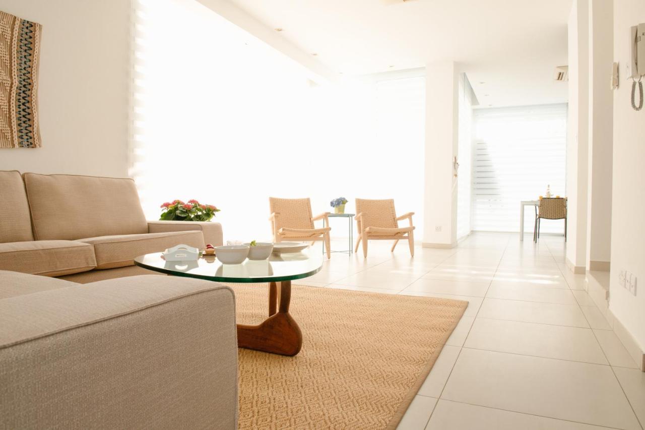 Touch Blue Residences Larnaca Luaran gambar