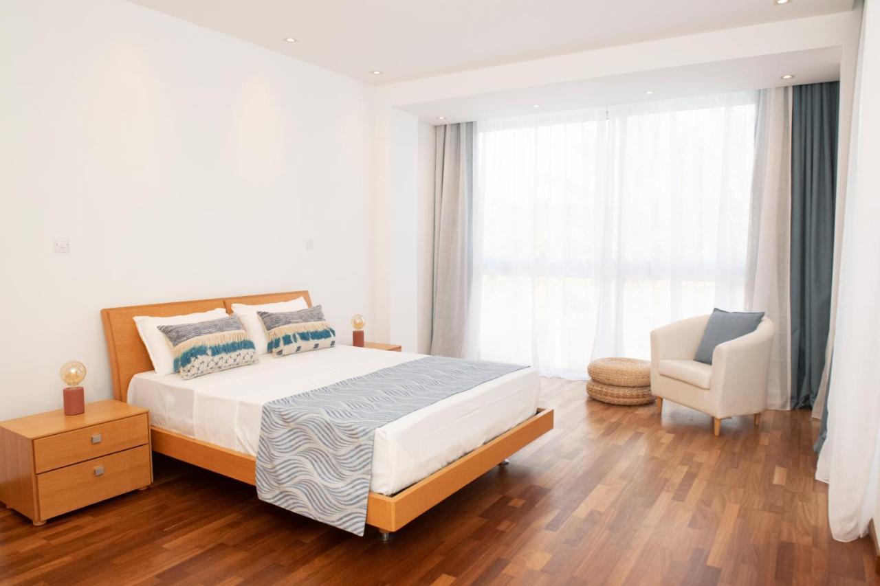 Touch Blue Residences Larnaca Luaran gambar