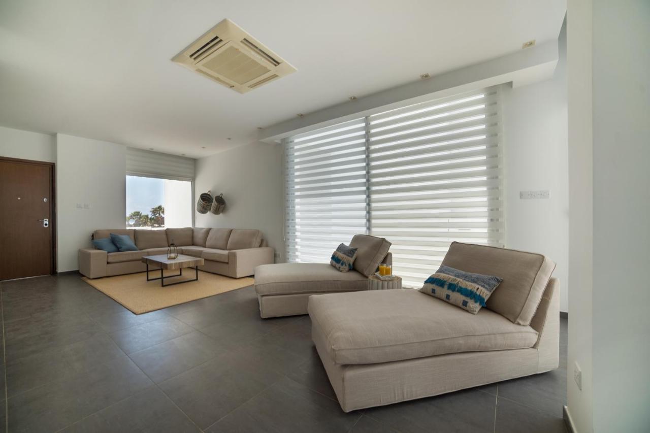 Touch Blue Residences Larnaca Luaran gambar